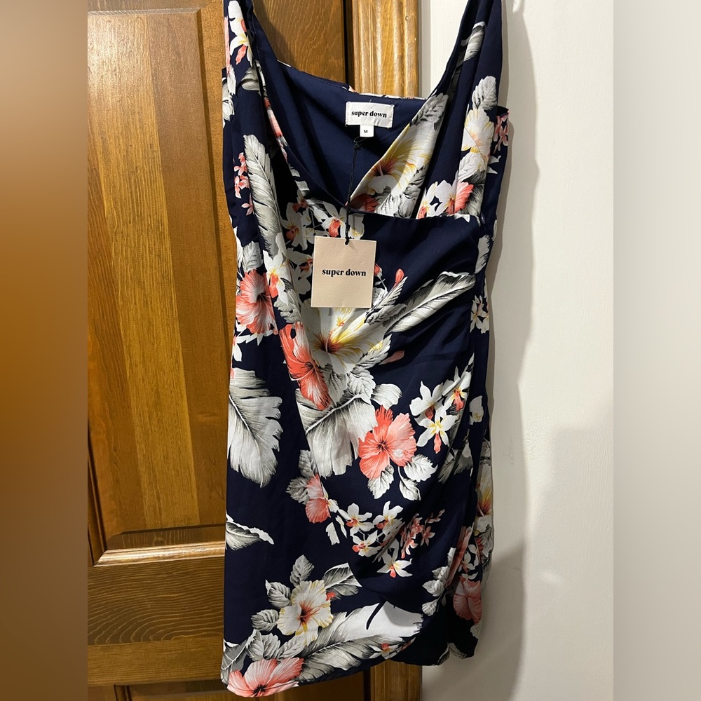Showdown mini dress